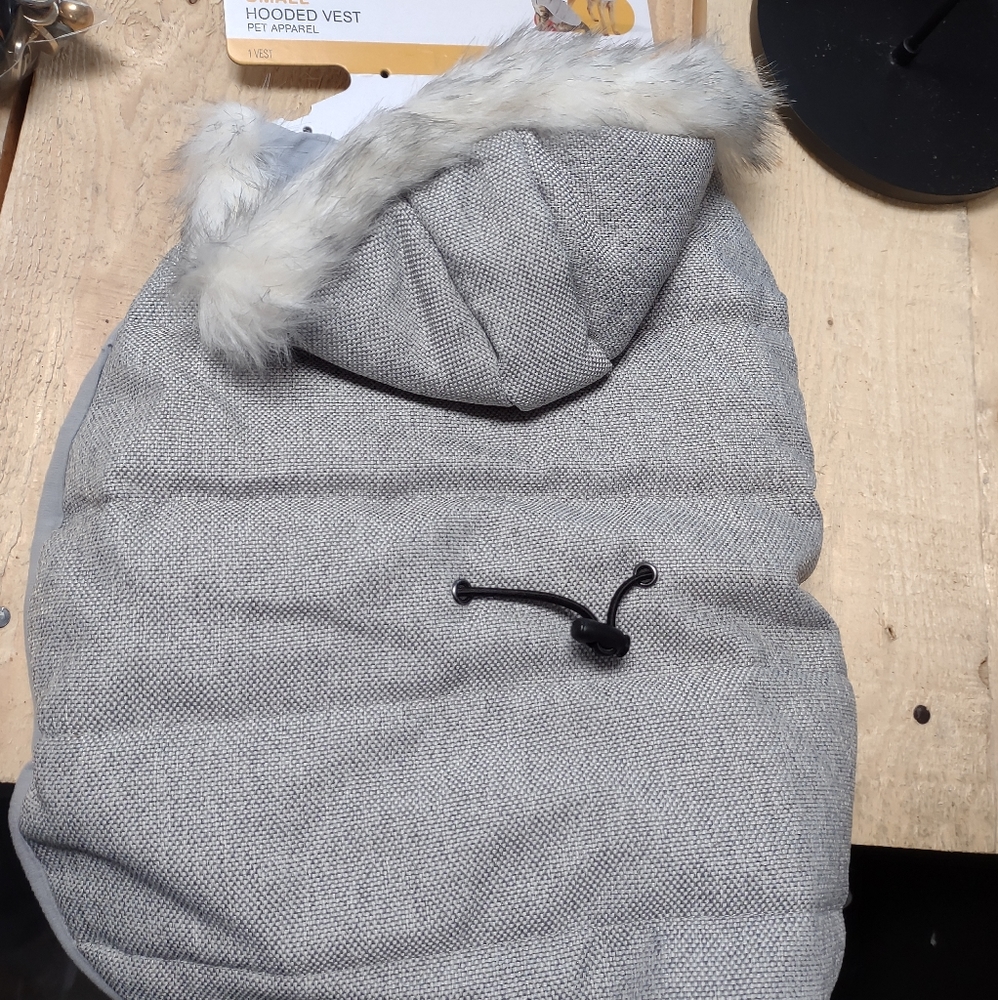 New dog vest sz small
